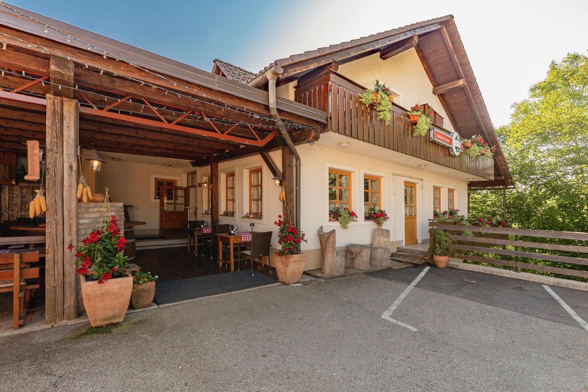 Gostilna Logar Hotemaze Exterior foto